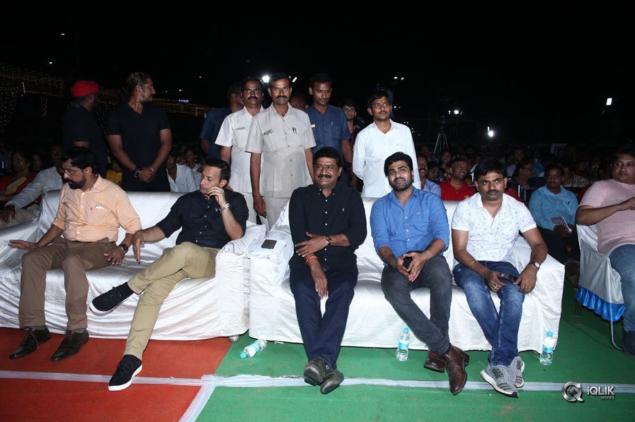 Mahanubhavudu-Movie-Thanks-Meet